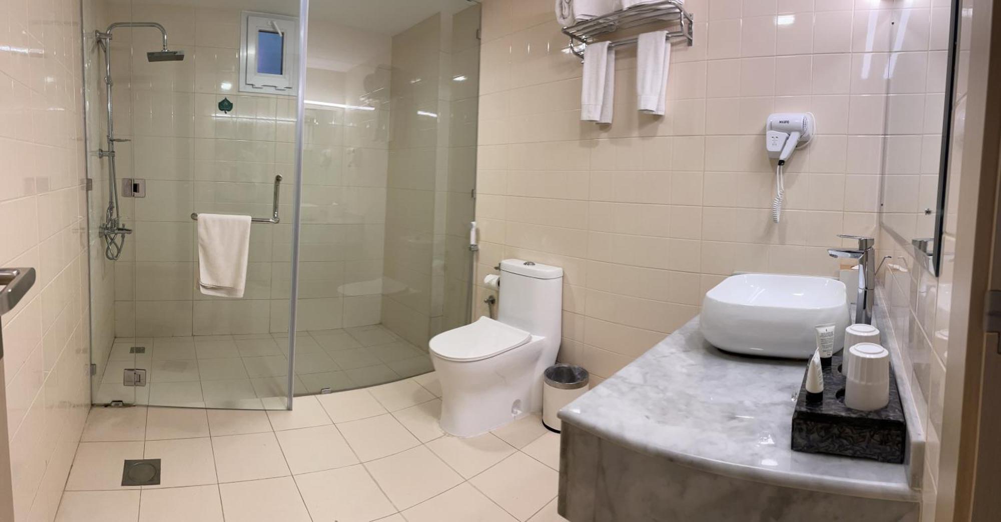 בארקה Season Inn Hotel מראה חיצוני תמונה