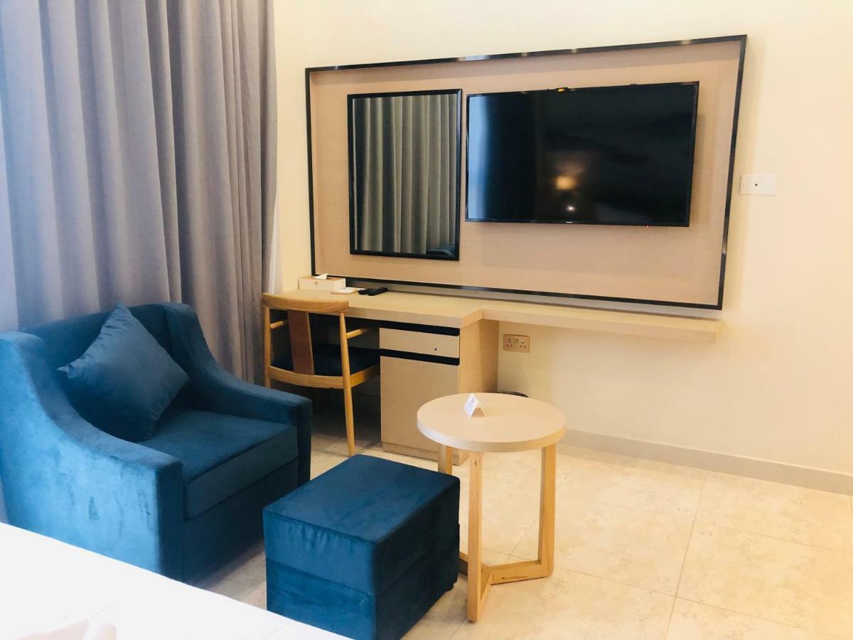 בארקה Season Inn Hotel מראה חיצוני תמונה